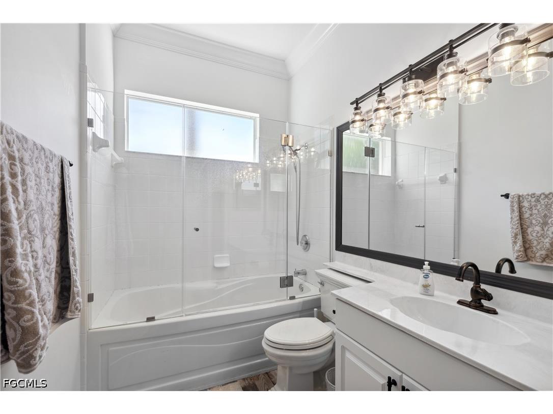 2202 Grove Drive Naples FL 34120 2026020146 image24