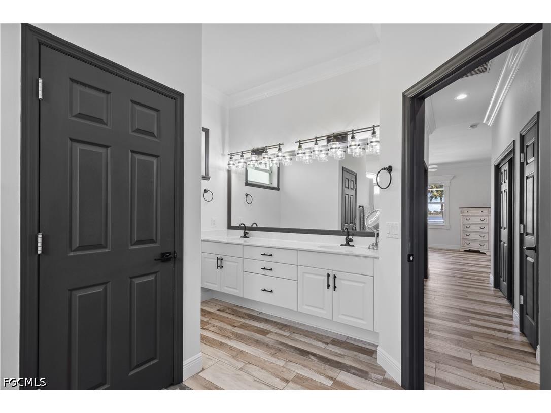 2202 Grove Drive Naples FL 34120 2026020146 image26