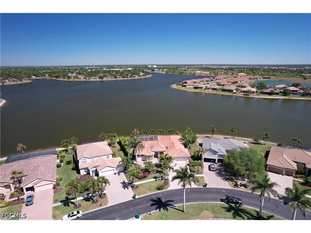 2202 Grove Drive Naples FL 34120 2026020146 image6