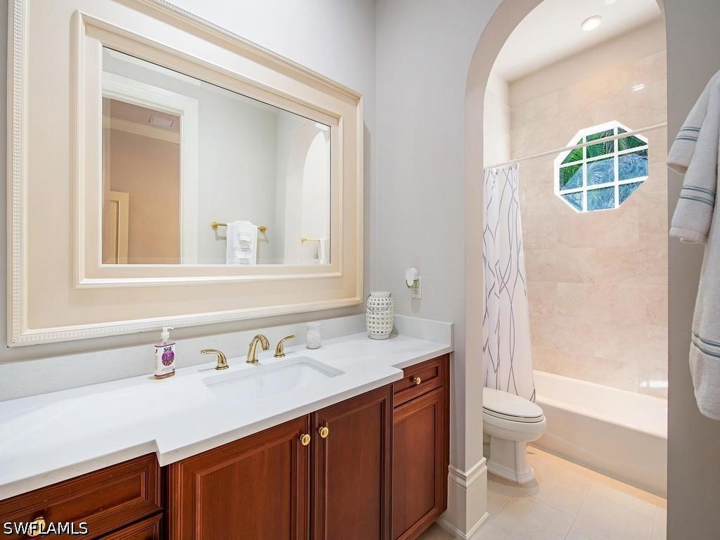 2202 Miramonte Way Naples FL 34105 226016812 image23