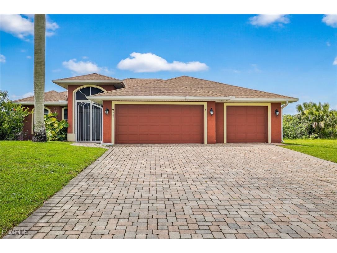 2202 NE 18th Street Cape Coral FL 33909 2025003805 image1