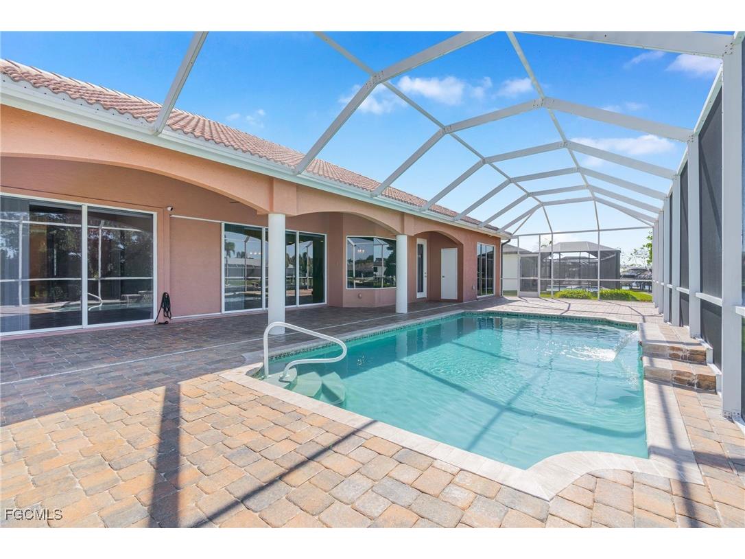 2202 SE 19th Place Cape Coral FL 33990 2025016479 image28