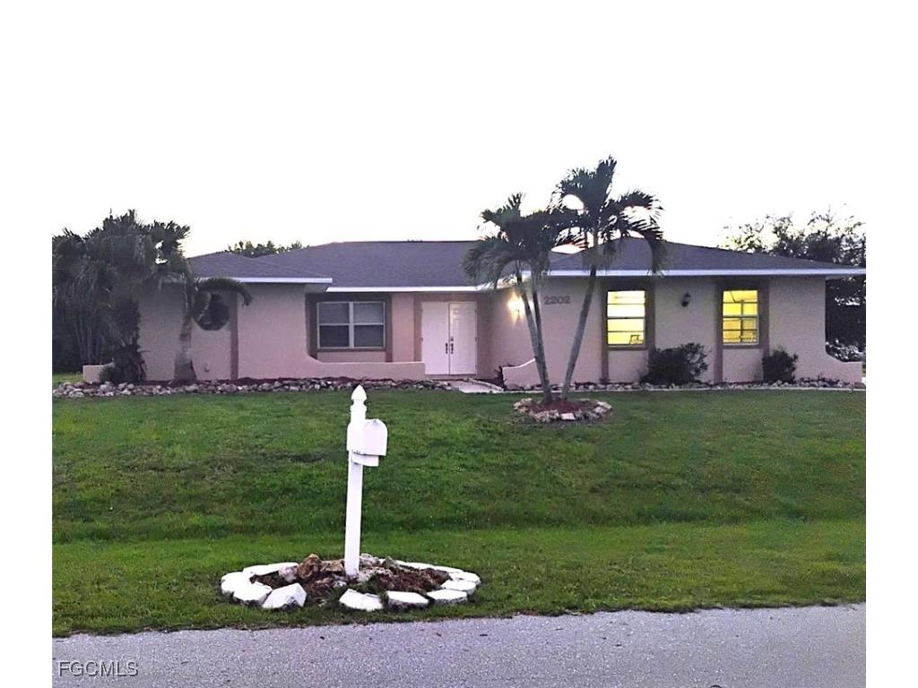 2202 SE 8th Place Cape Coral FL 33990 2025003451 image1