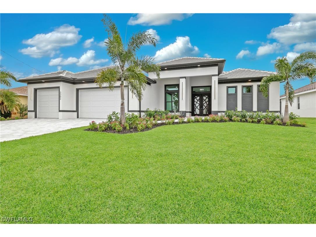 2202 SW 38th Terrace Cape Coral FL 33914 223058750 image1