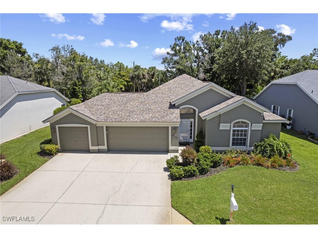 22025 Seashore Circle Estero FL 33928 225062323 image1