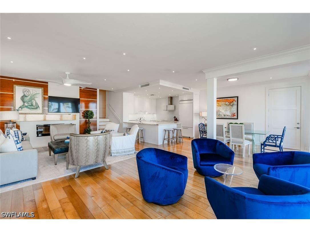 2203 Gulf Shore Boulevard N #E1 Naples FL 34102 226013483 image10