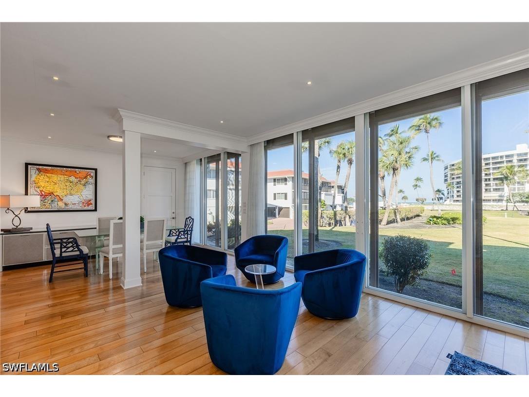 2203 Gulf Shore Boulevard N #E1 Naples FL 34102 226013483 image11