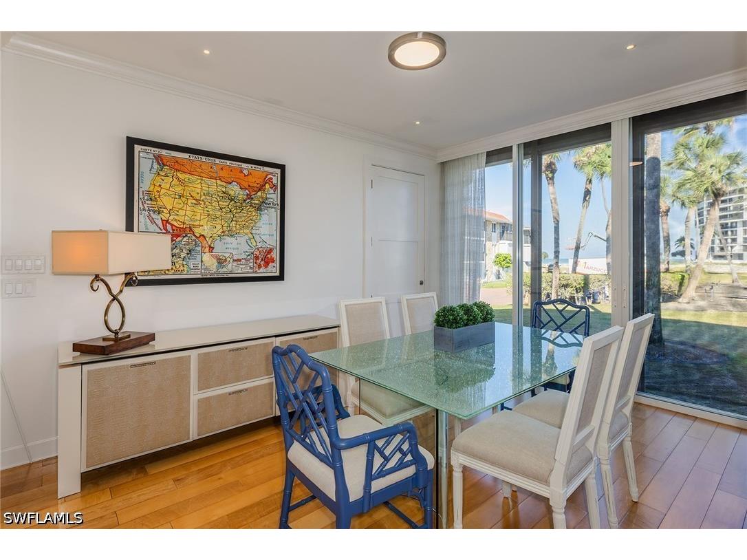 2203 Gulf Shore Boulevard N #E1 Naples FL 34102 226013483 image12
