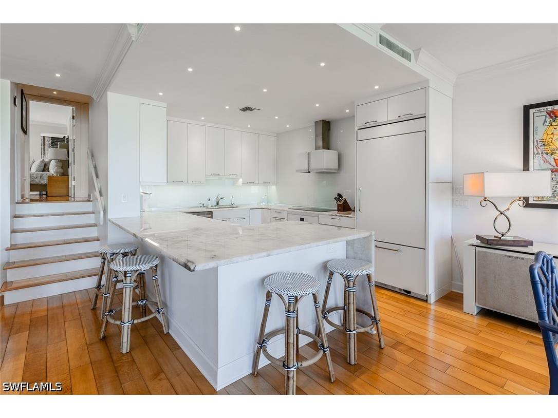 2203 Gulf Shore Boulevard N #E1 Naples FL 34102 226013483 image3