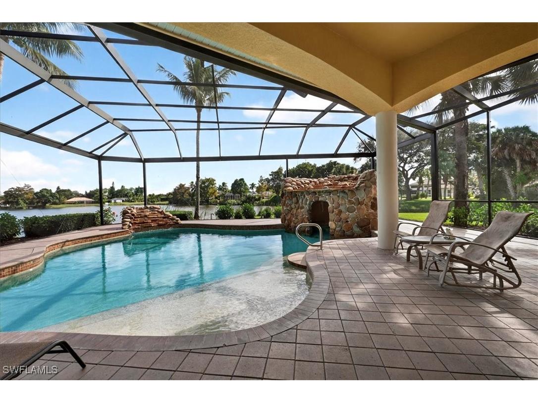 2203 Imperial Golf Co Boulevard Naples FL 34110 225084073 image38