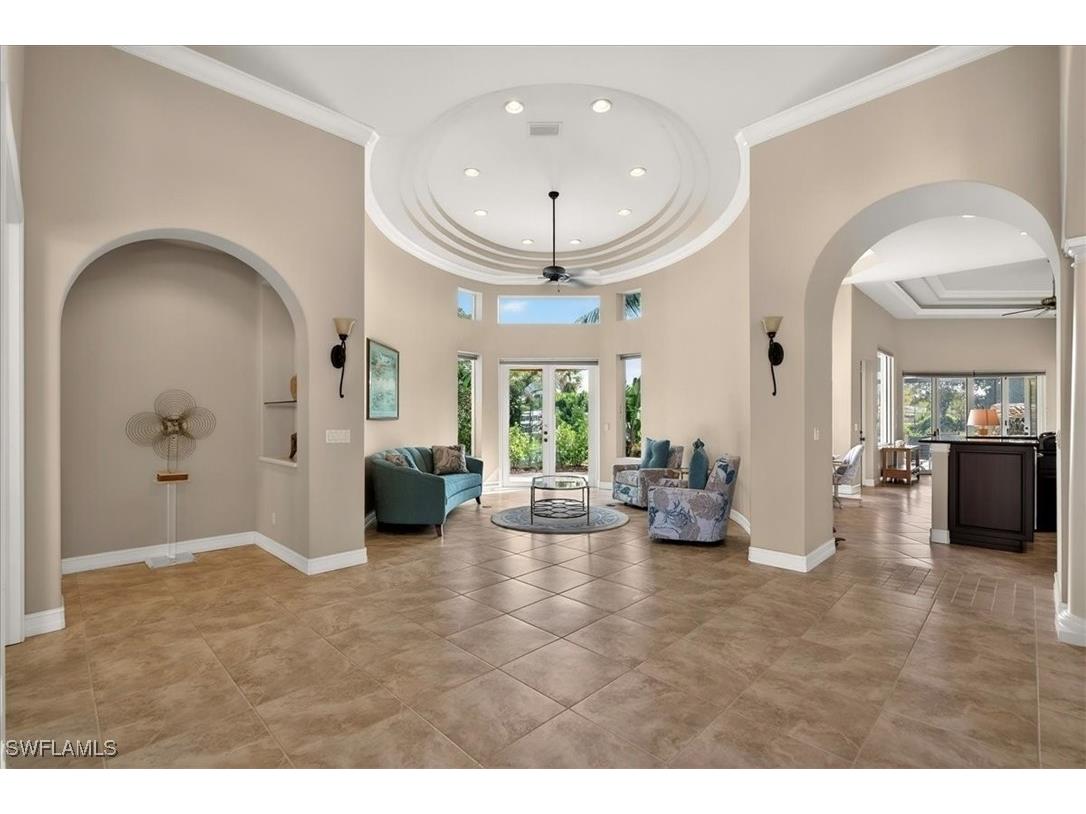 2203 Imperial Golf Co Boulevard Naples FL 34110 225084073 image4