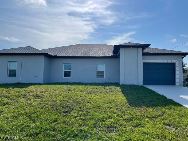 2203 Kenneth Avenue S Lehigh Acres FL 33973 224051669 image1