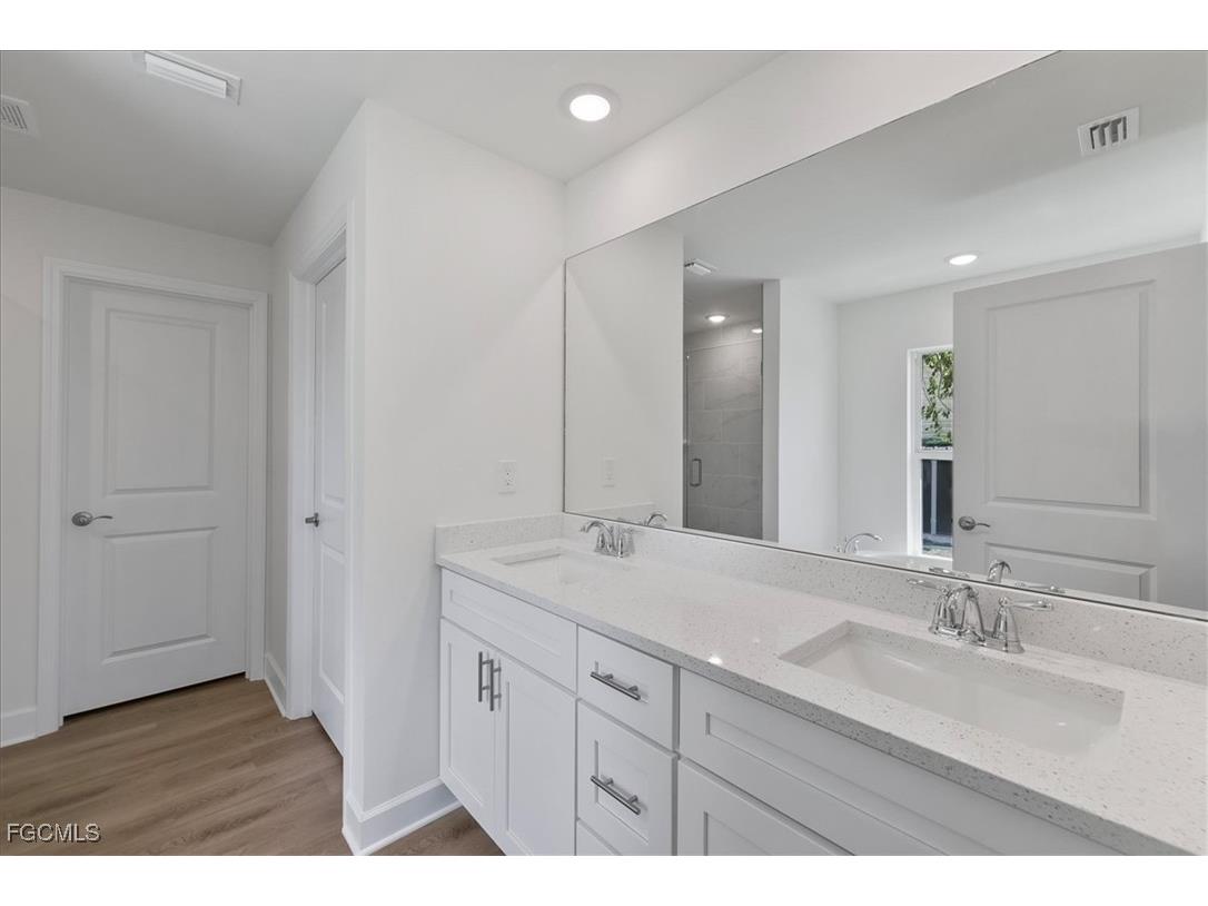 2203 NW 9th Avenue Cape Coral FL 33993 2025016719 image18