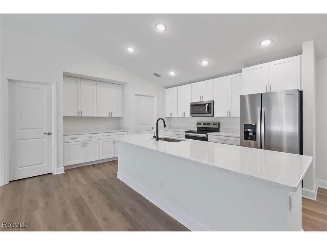 2203 NW 9th Avenue Cape Coral FL 33993 2025016719 image9