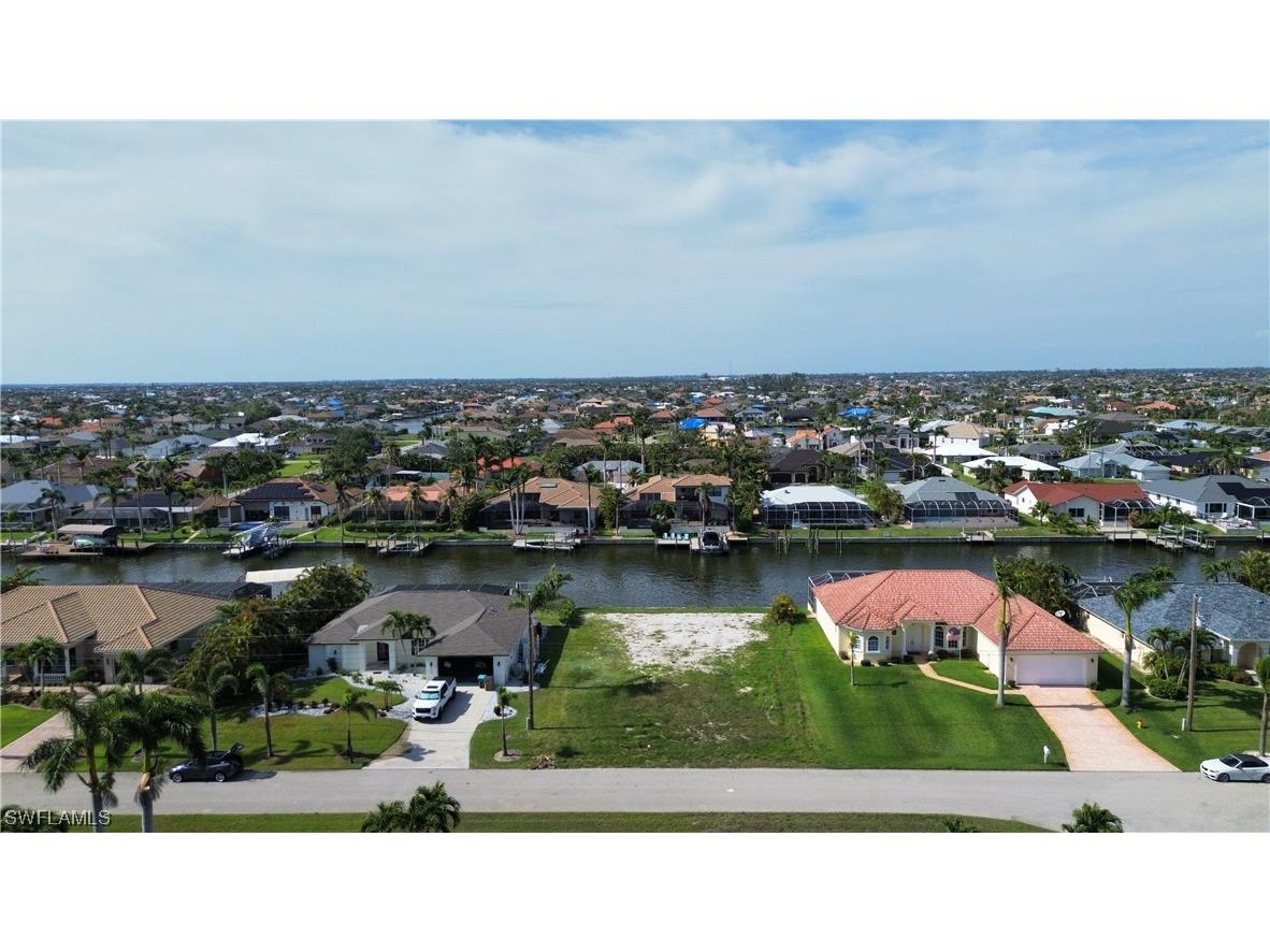 2203 SW 52nd Street Cape Coral FL 33914 223035300 image1