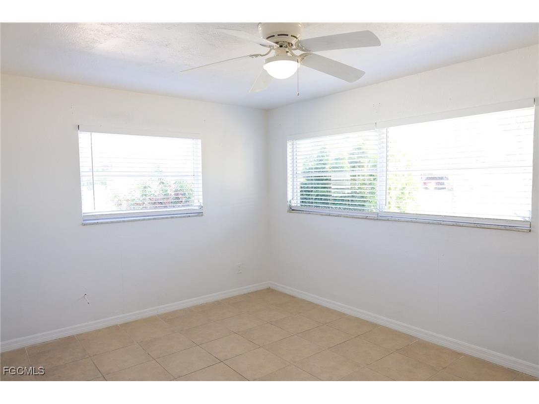 2203 Santiago Avenue Fort Myers FL 33905 2025012791 image13