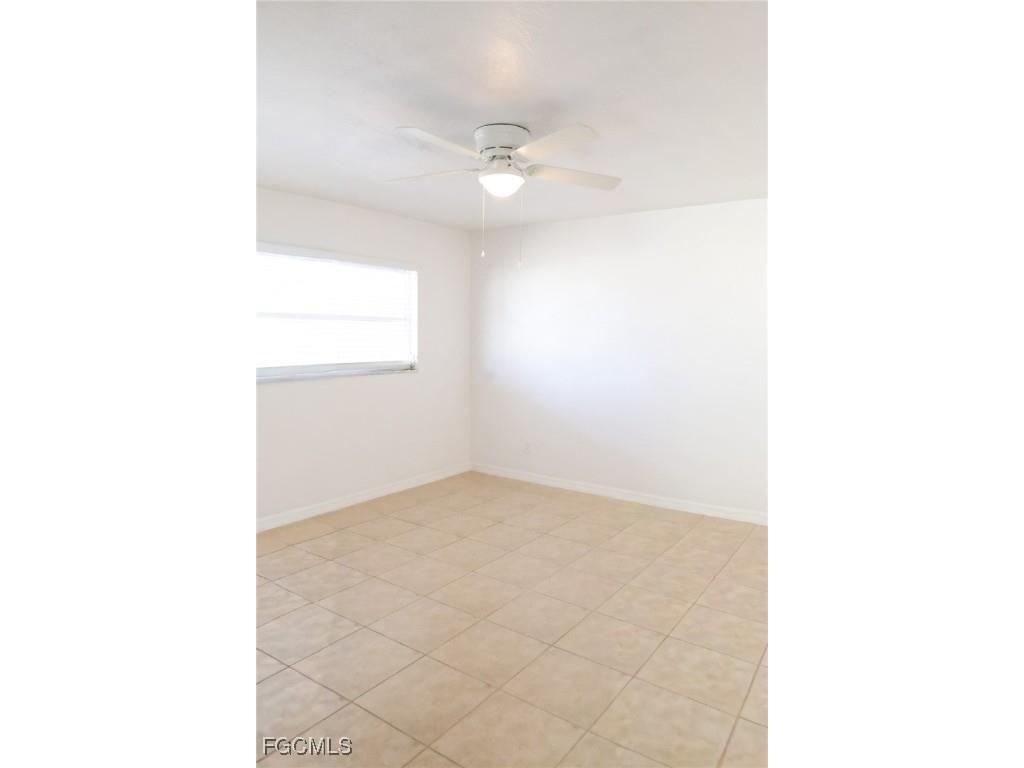 2203 Santiago Avenue Fort Myers FL 33905 2025012791 image15