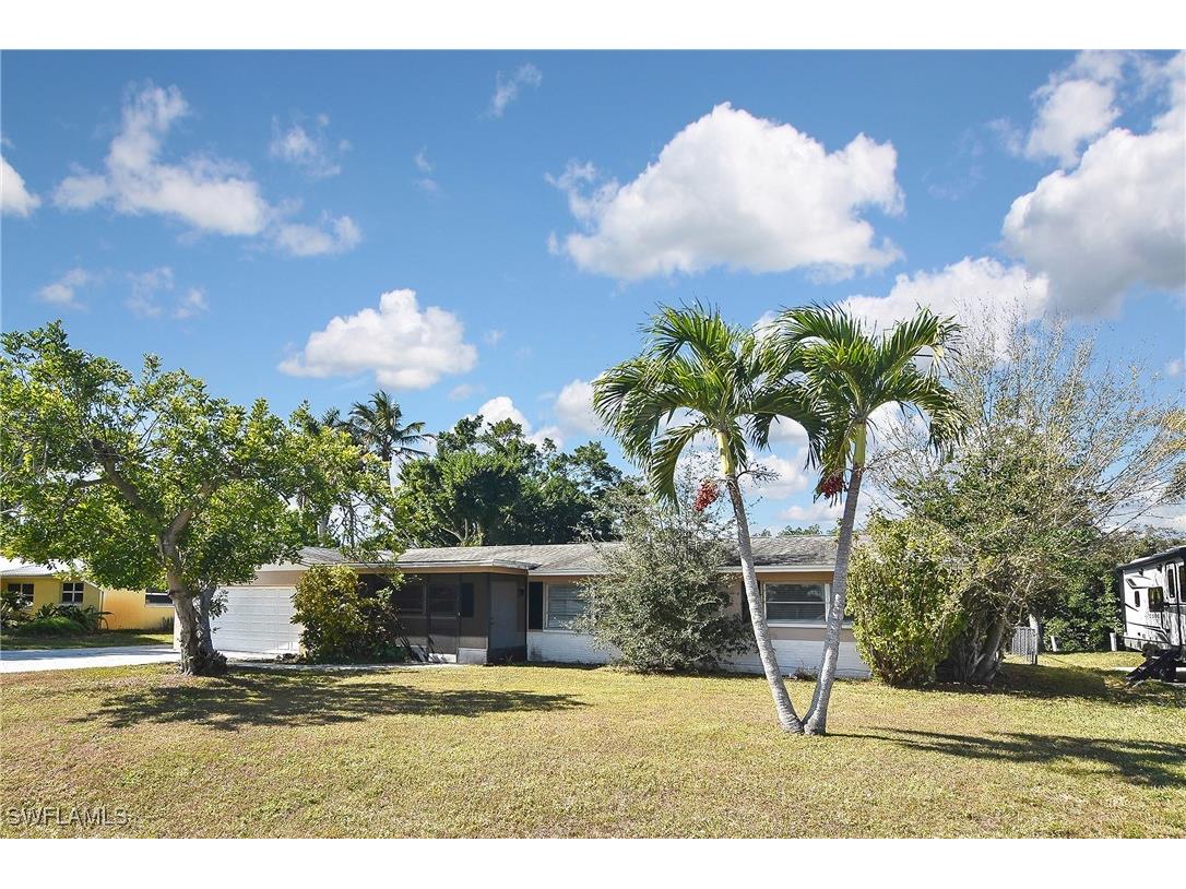 2203 Santiago Avenue Fort Myers FL 33905 225012398 image1
