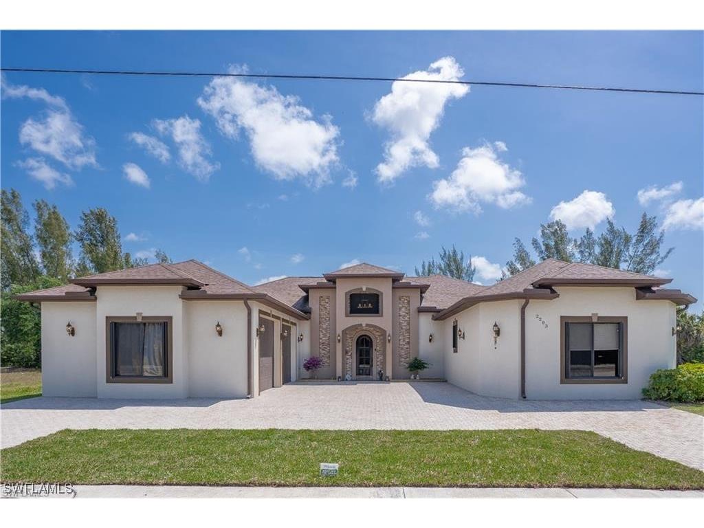2203 Surfside Boulevard Cape Coral FL 33991 223074048 image1