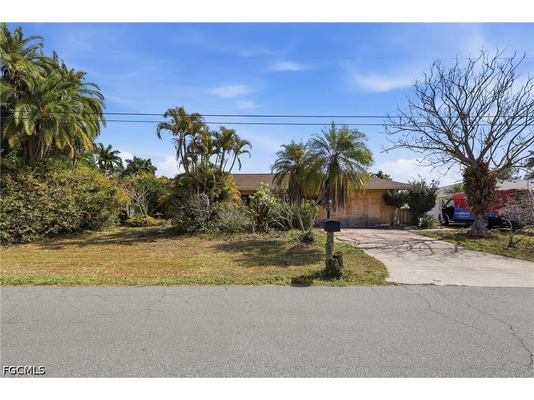 2204 Channel Way North Fort Myers FL 33917 2026018293 image1