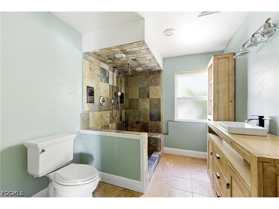2204 Channel Way North Fort Myers FL 33917 2026018293 image27