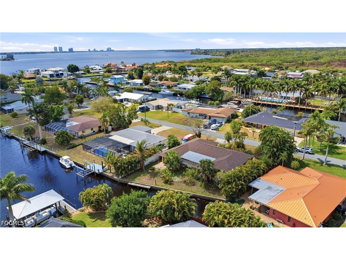 2204 Channel Way North Fort Myers FL 33917 2026018293 image48