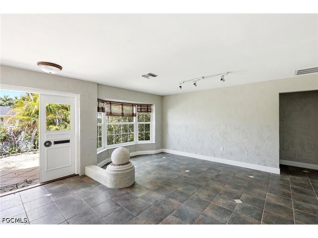 2204 Channel Way North Fort Myers FL 33917 2026018293 image9