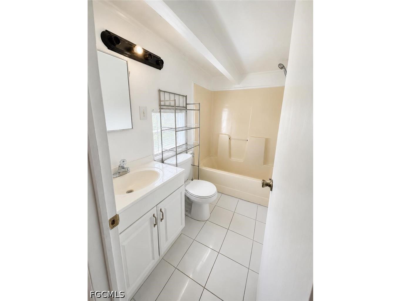 2204 Coronet Street Fort Myers FL 33907 2026021980 image11