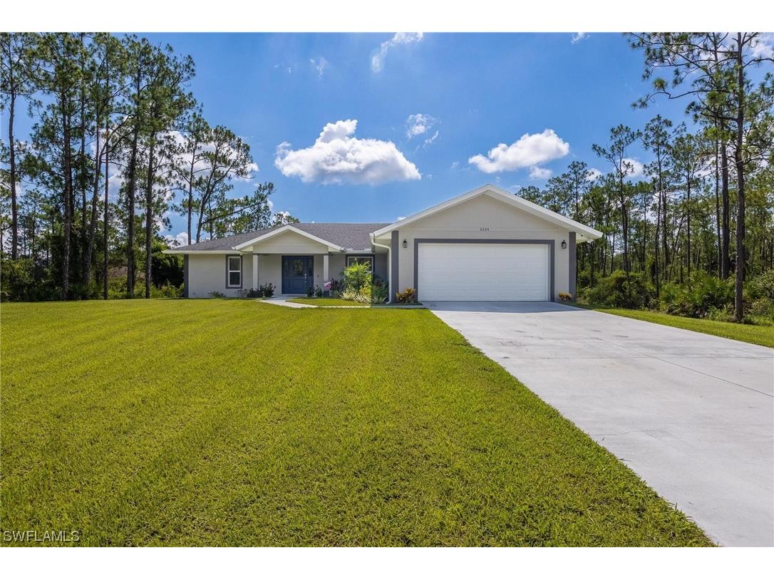 2204 Hamilton Avenue Alva FL 33920 223048693 image1