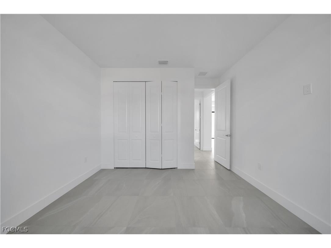 2204 NE 14th Place Cape Coral FL 33909 2026010996 image23