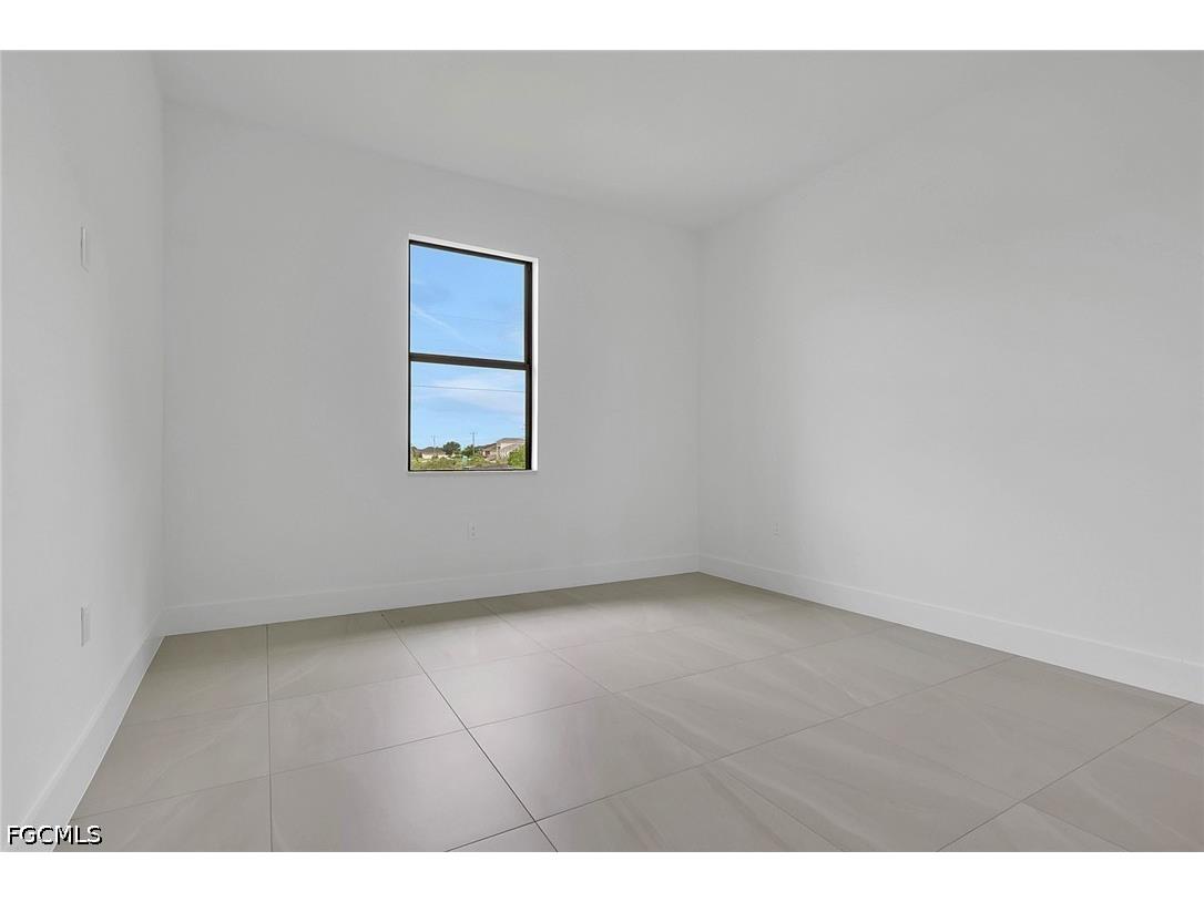 2204 NE 14th Place Cape Coral FL 33909 2026024969 image28