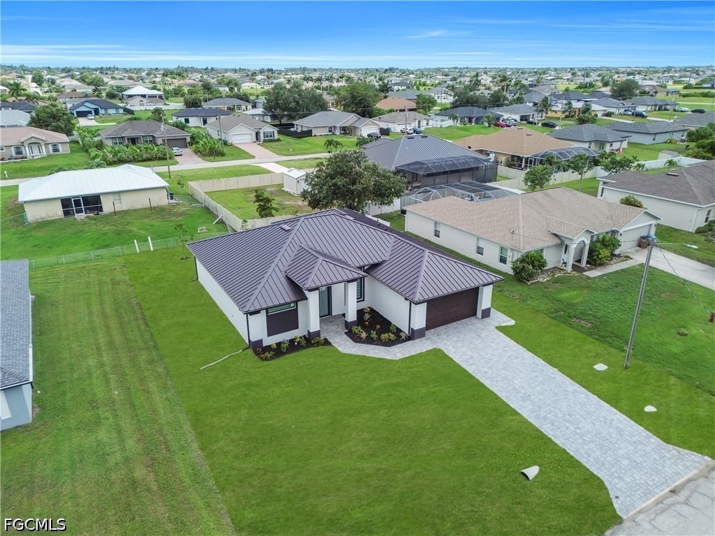 2204 NW 5th Terrace Cape Coral FL 33993 2026029171 image3