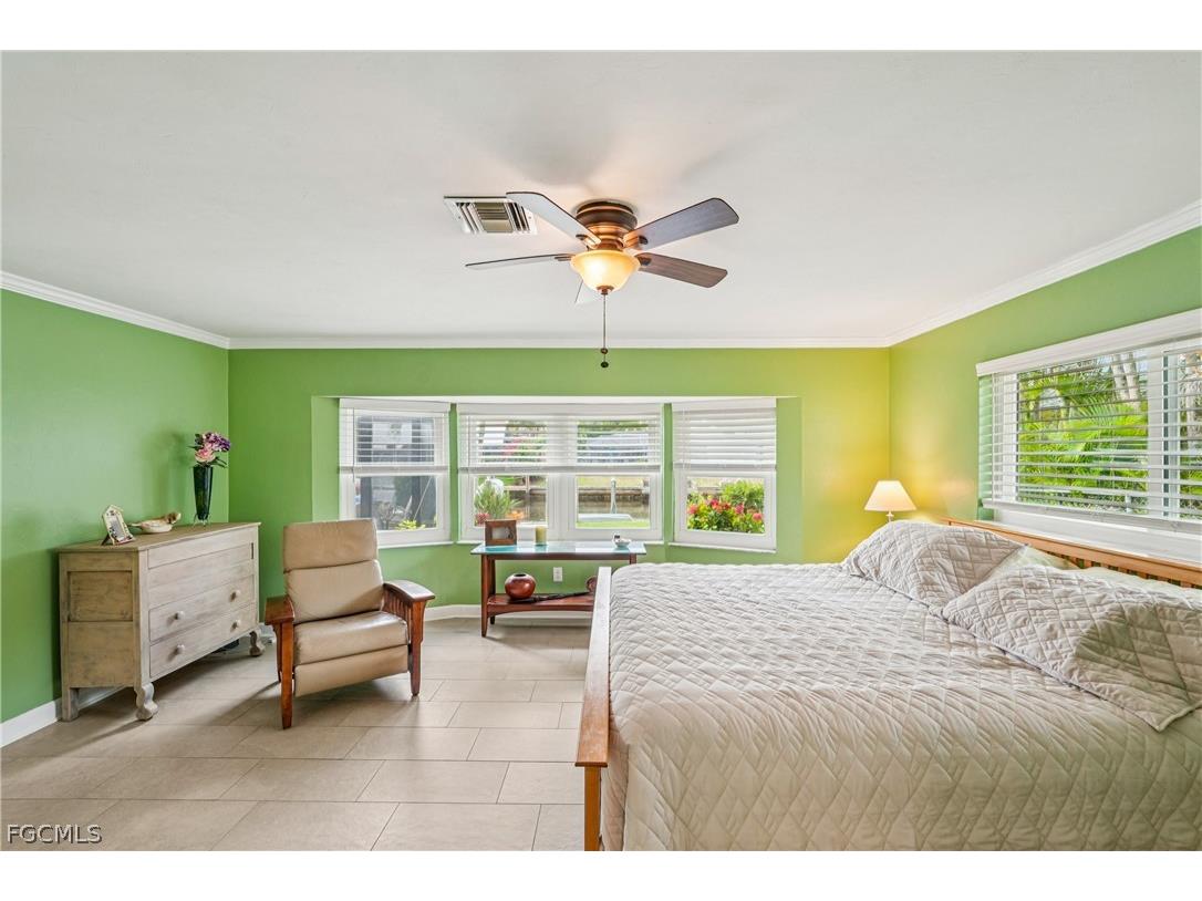 2204 SE 15th Terrace Cape Coral FL 33990 2026009950 image18