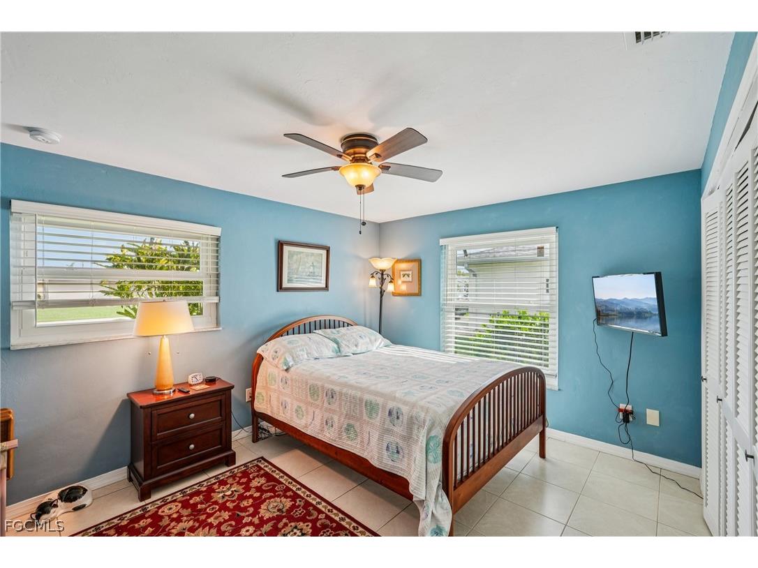 2204 SE 15th Terrace Cape Coral FL 33990 2026009950 image21