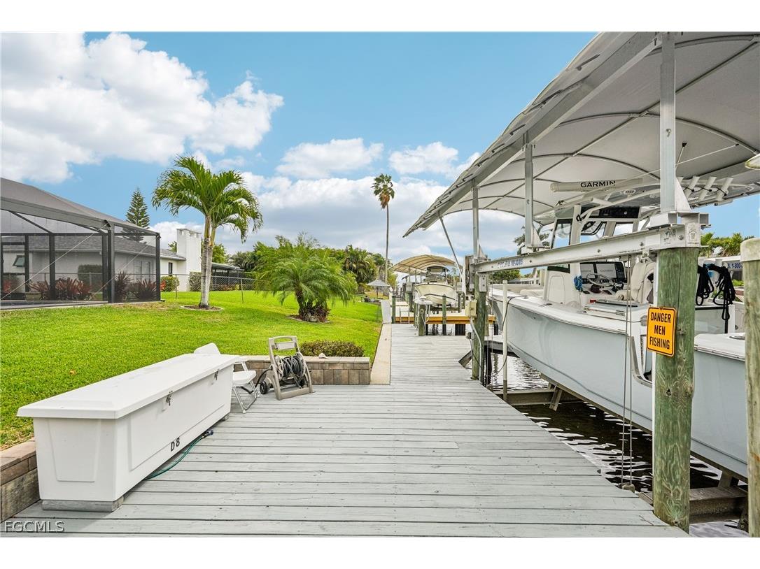 2204 SE 15th Terrace Cape Coral FL 33990 2026009950 image36