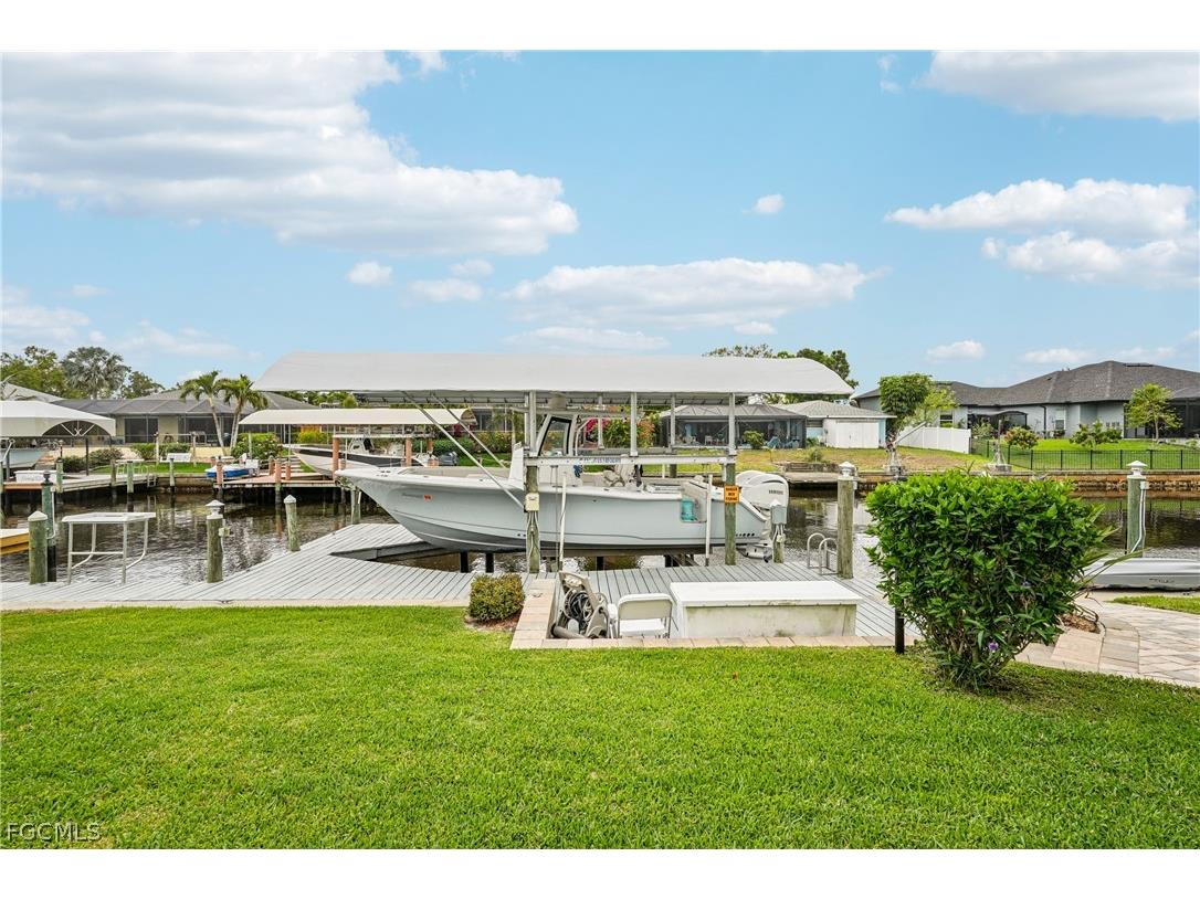 2204 SE 15th Terrace Cape Coral FL 33990 2026009950 image38