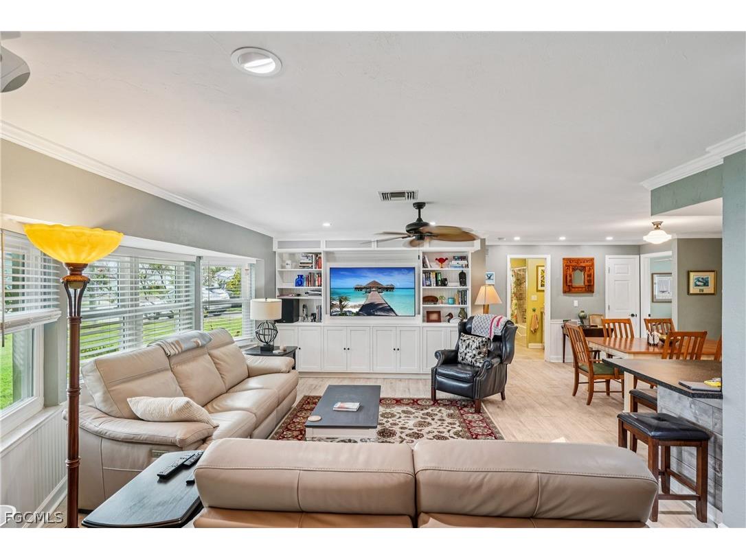 2204 SE 15th Terrace Cape Coral FL 33990 2026009950 image7