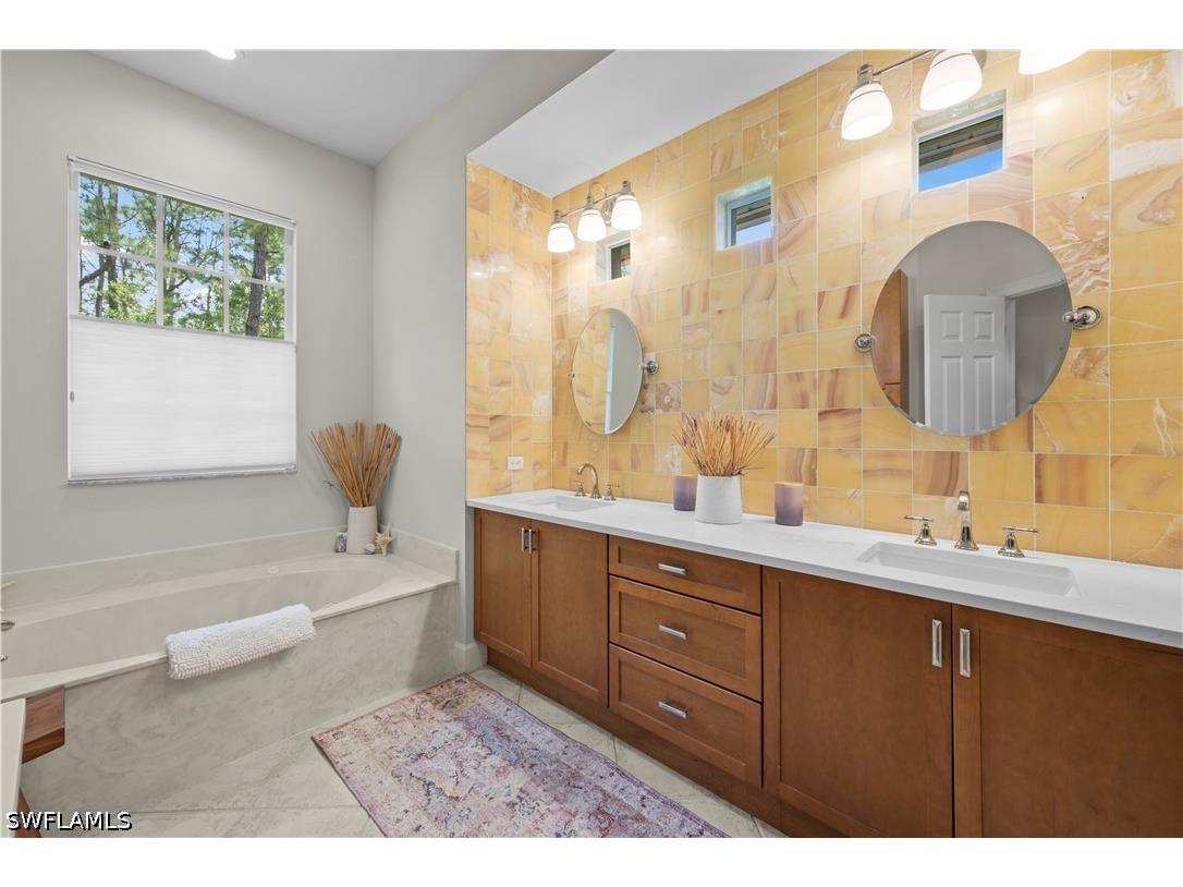 22043 Sycamore Grove Estero FL 34135 226007369 image30