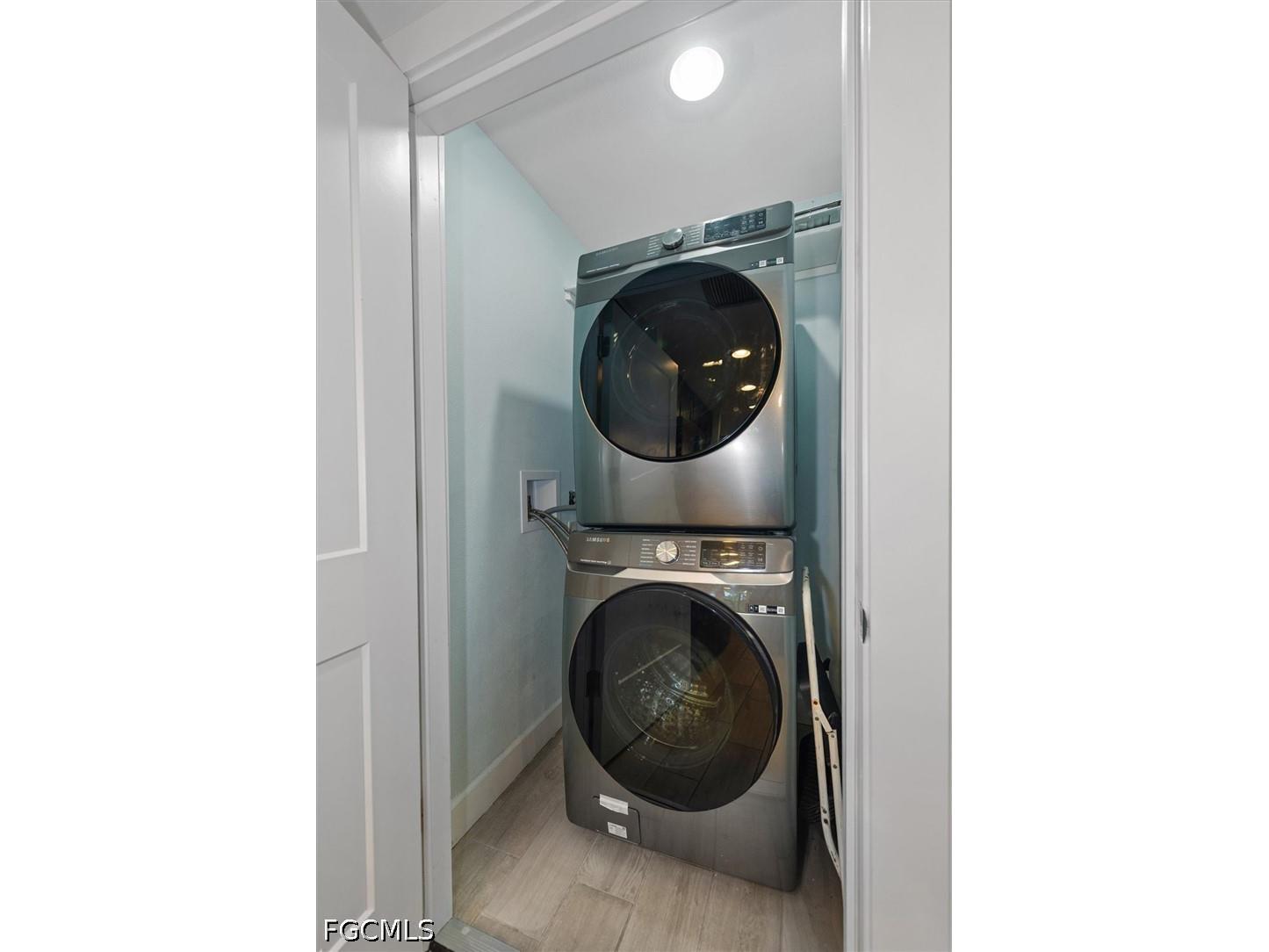 2205 Channel Way North Fort Myers FL 33917 2026020151 image11