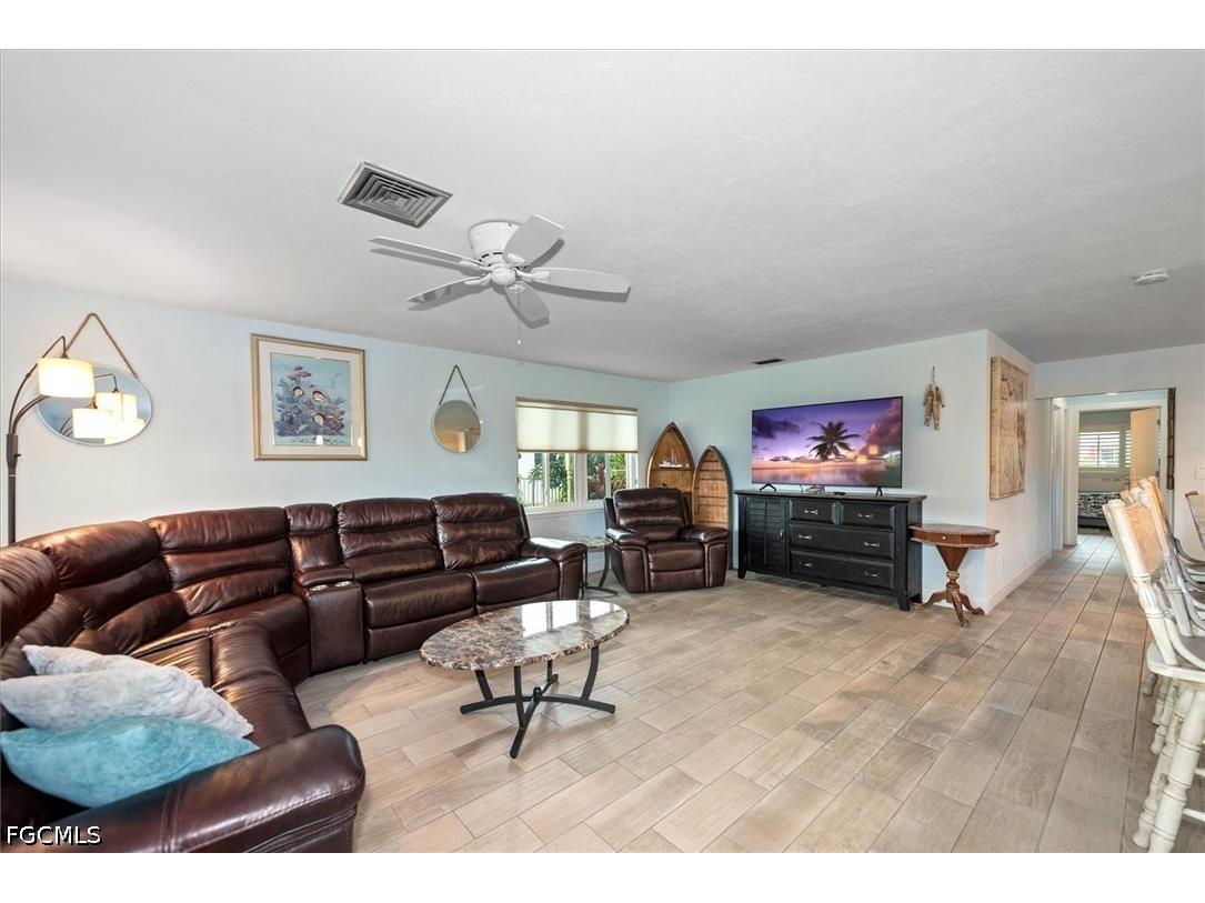 2205 Channel Way North Fort Myers FL 33917 2026020151 image6