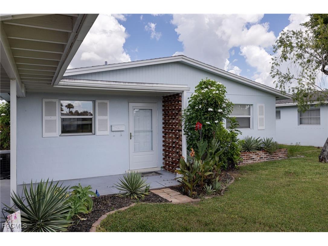 2205 Croton Court Lehigh Acres FL 33936 2025006630 image2