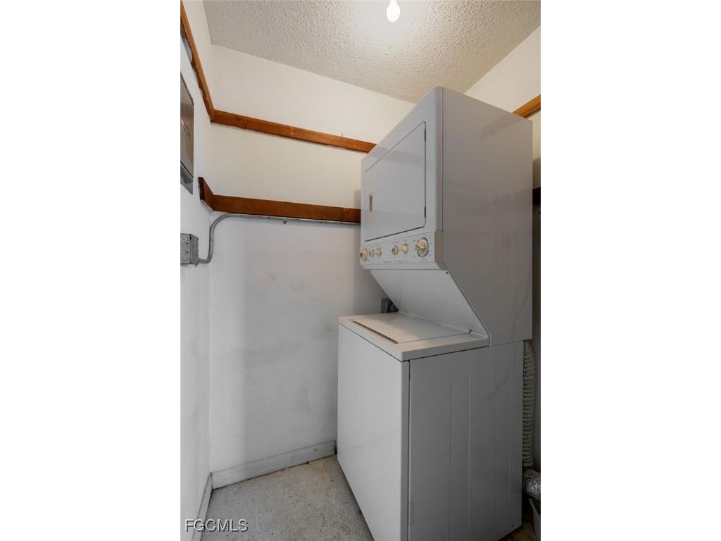 2205 Croton Court Lehigh Acres FL 33936 2025006630 image5