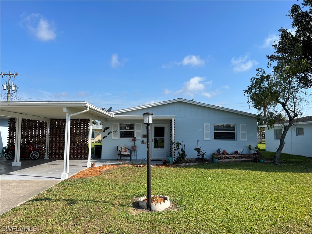 2205 Croton Court Lehigh Acres FL 33936 223024038 image1