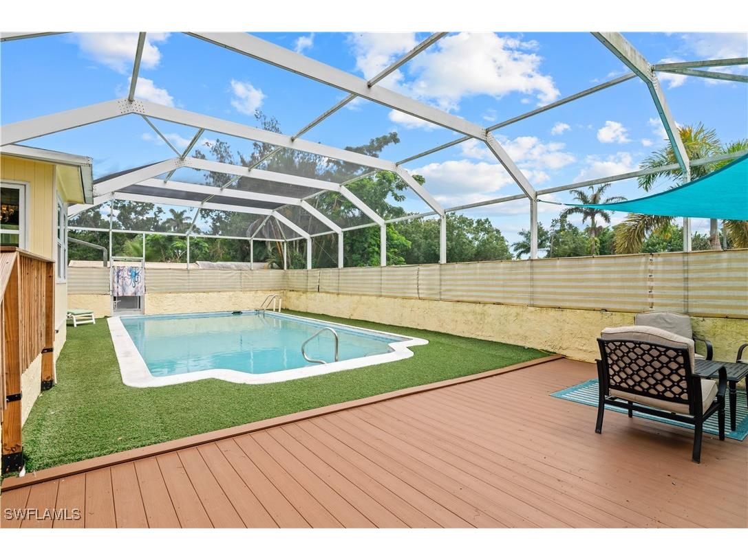 2205 Dixie Avenue Punta Gorda FL 33950 225069073 image1