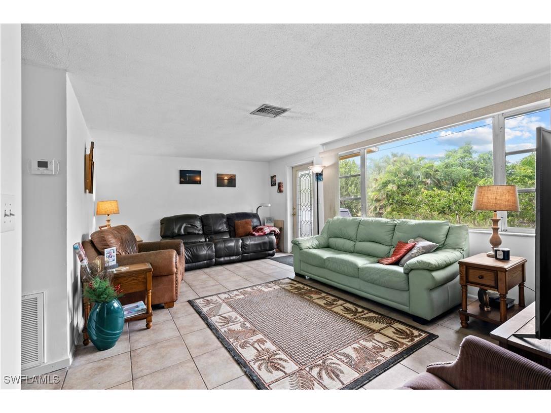 2205 Dixie Avenue Punta Gorda FL 33950 225069073 image5