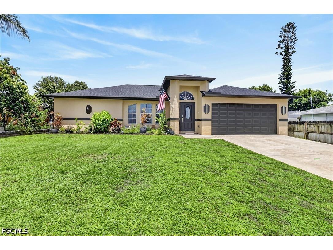 2205 NE 1st Place Cape Coral FL 33909 2026025490 image1