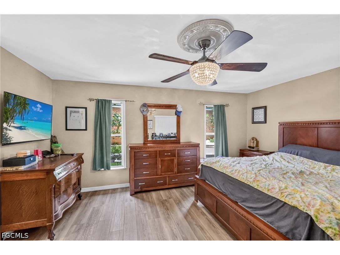 2205 NE 1st Place Cape Coral FL 33909 2026025490 image12