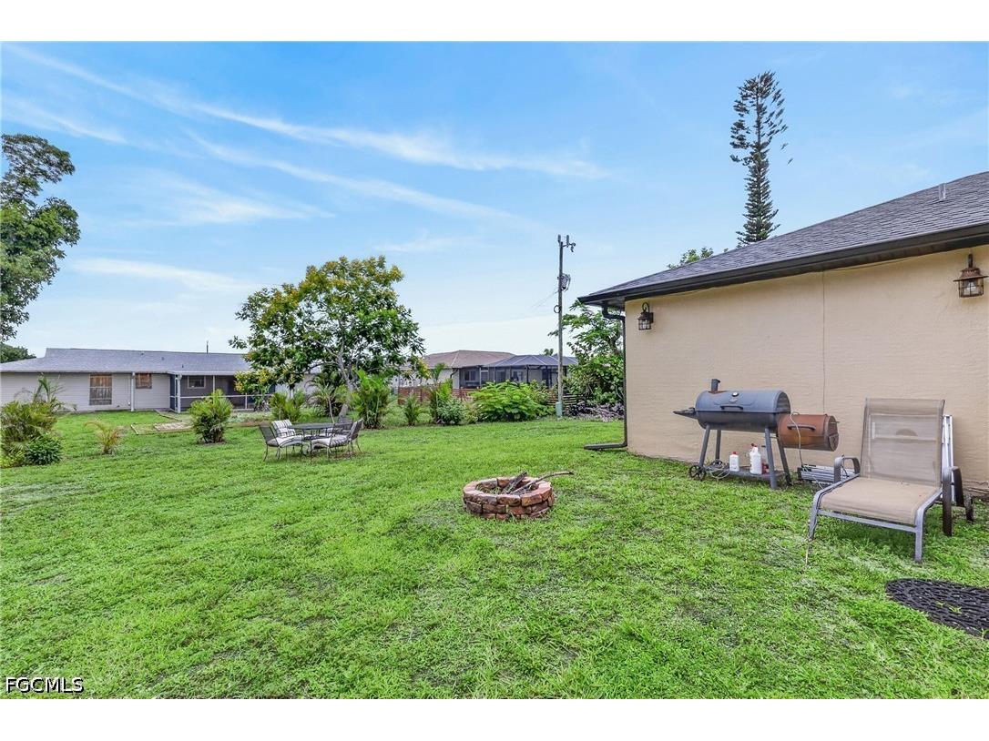 2205 NE 1st Place Cape Coral FL 33909 2026025490 image25