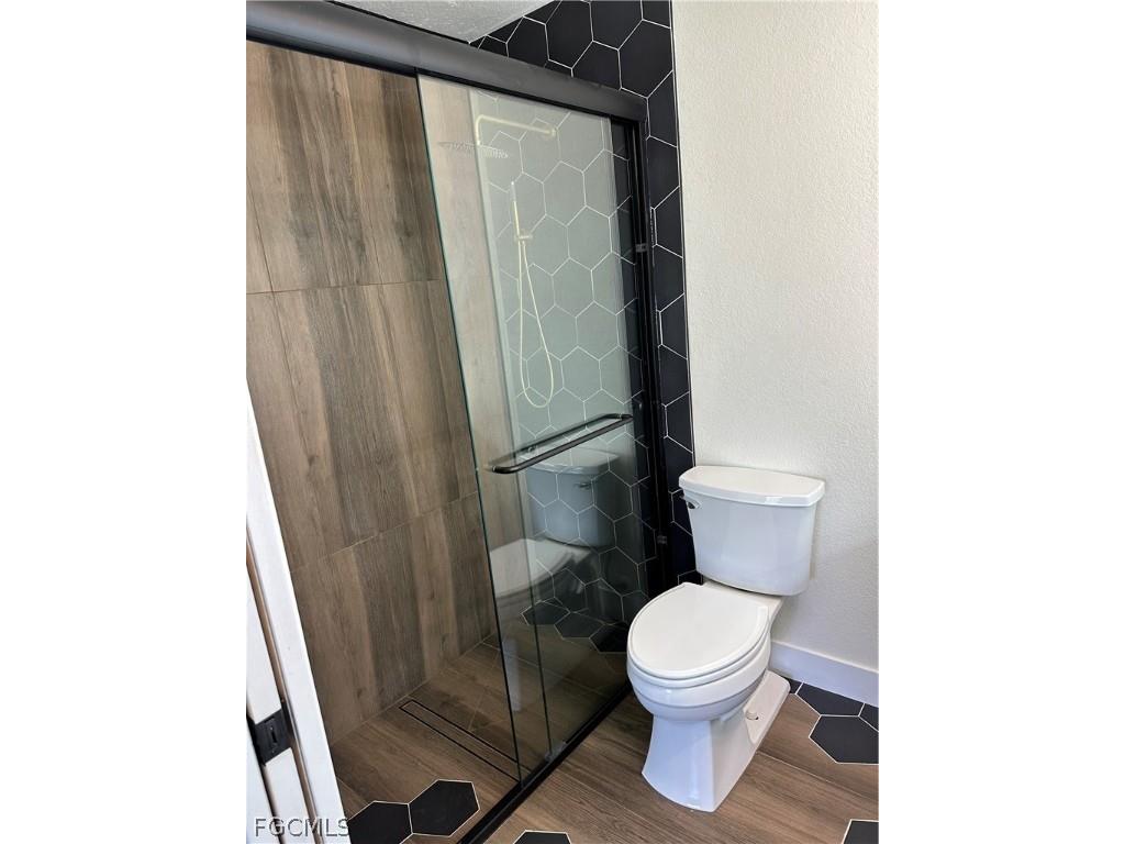 2205 NE 8th Place Cape Coral FL 33909 2026005660 image10