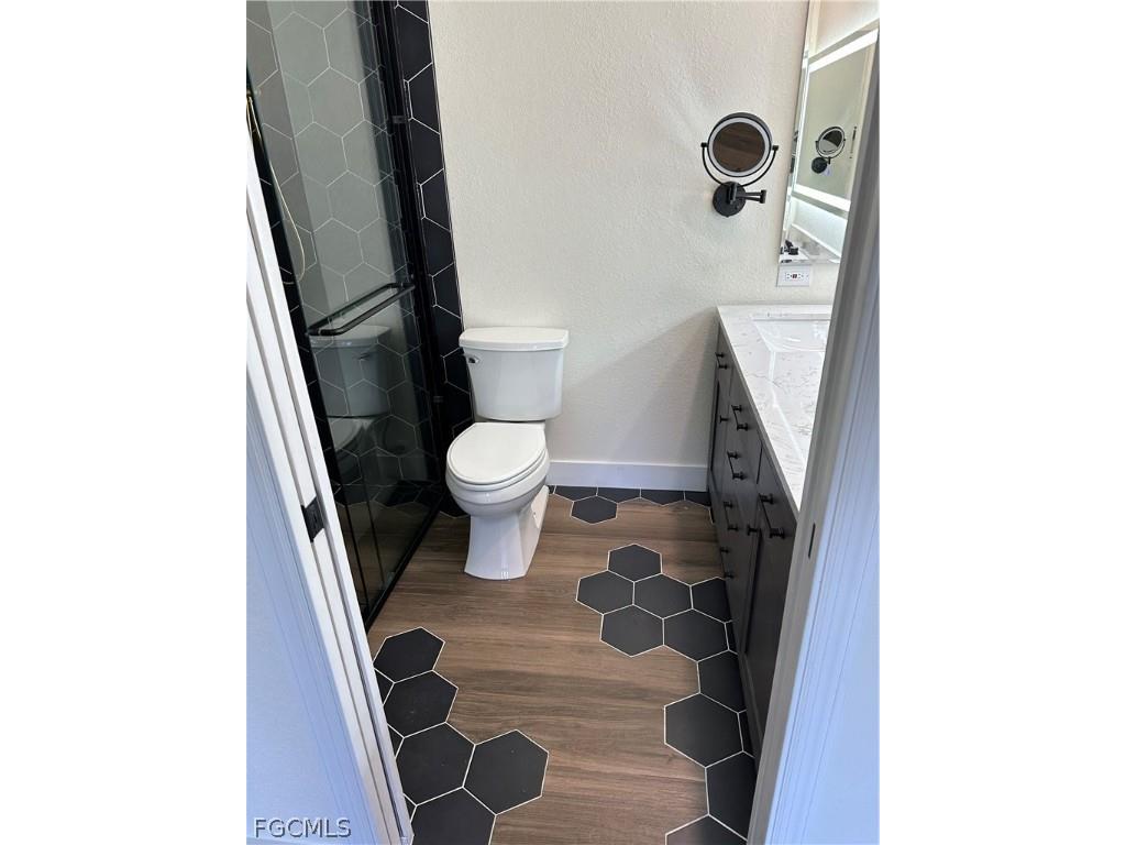 2205 NE 8th Place Cape Coral FL 33909 2026005660 image9